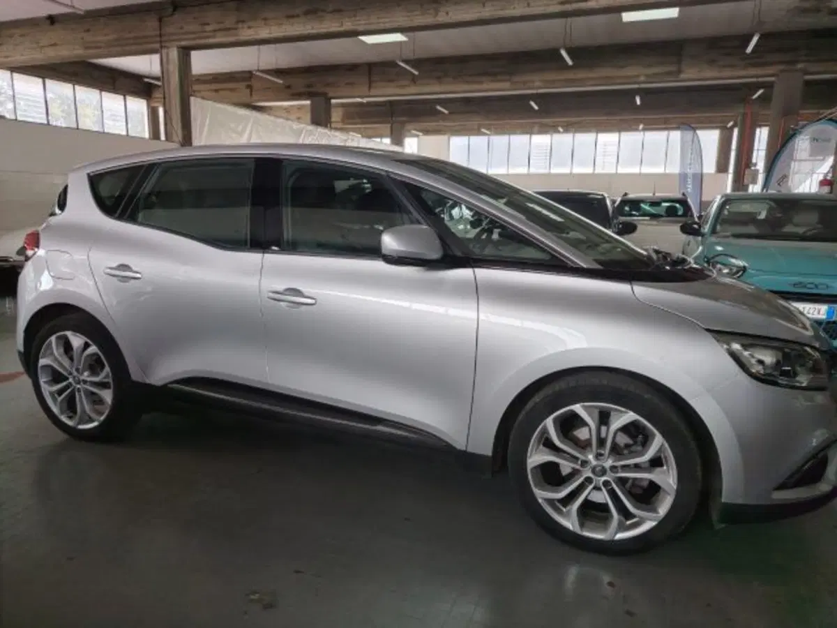 Renault Scenic E-Tech Electric usata a Forlì-Cesena (7)