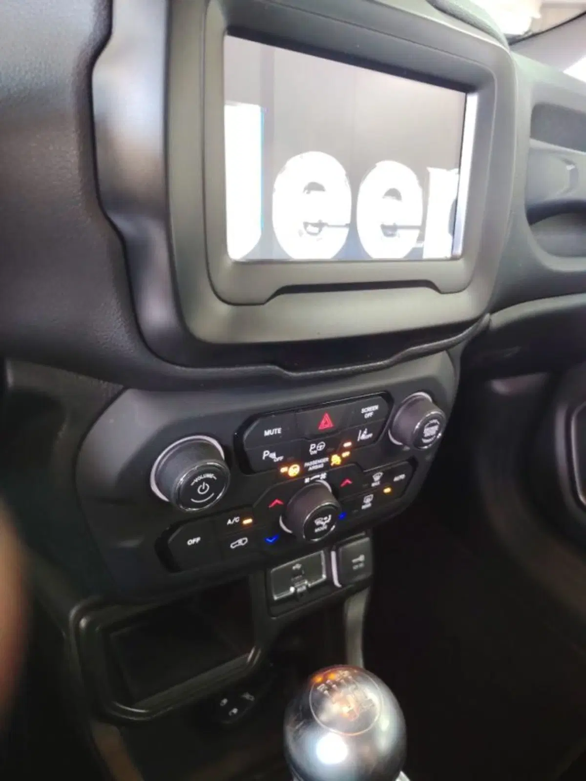 Jeep Renegade usata a Forlì-Cesena (13)
