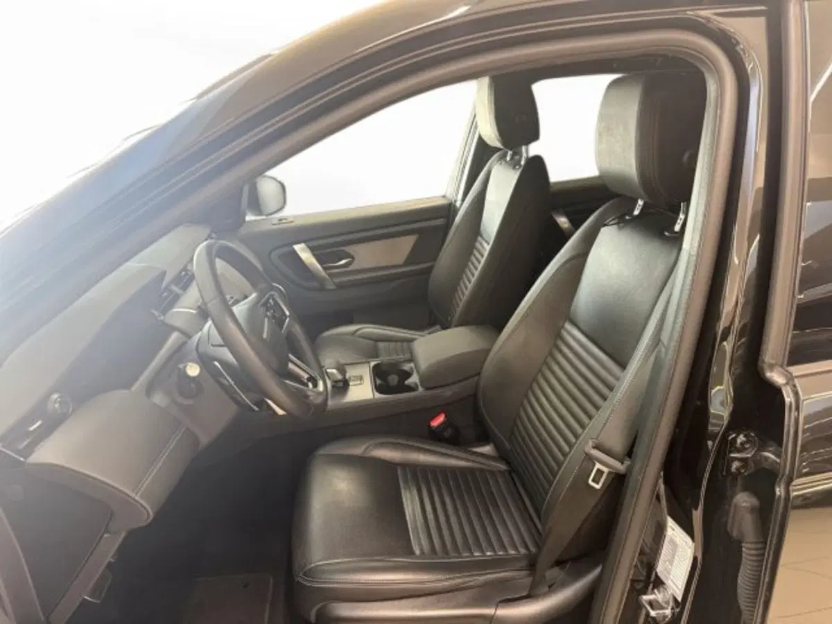 Land Rover Discovery Sport usata a Modena (12)