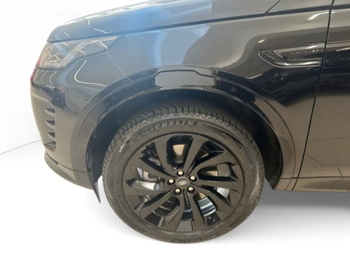 Land Rover Discovery Sport usata a Modena (9)