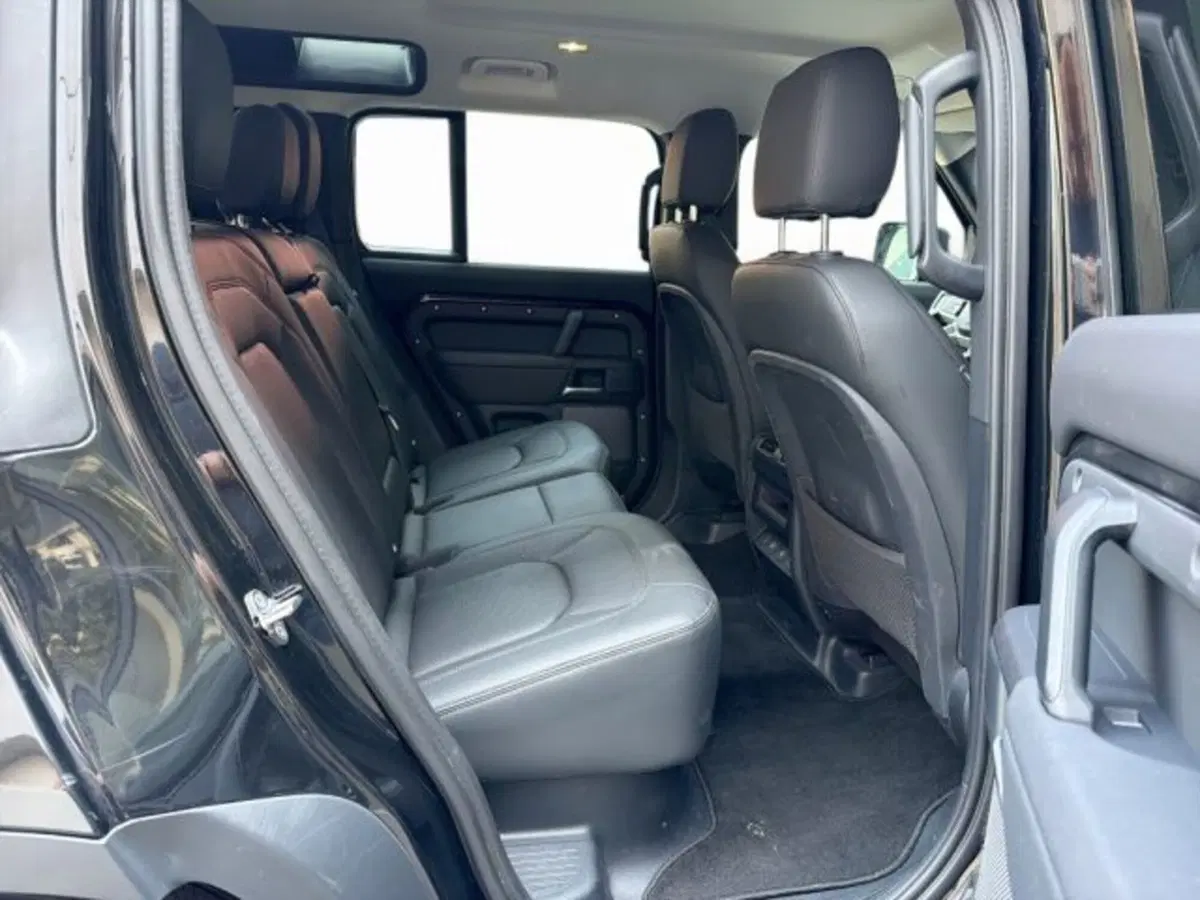 Land Rover Defender usata a Modena (5)