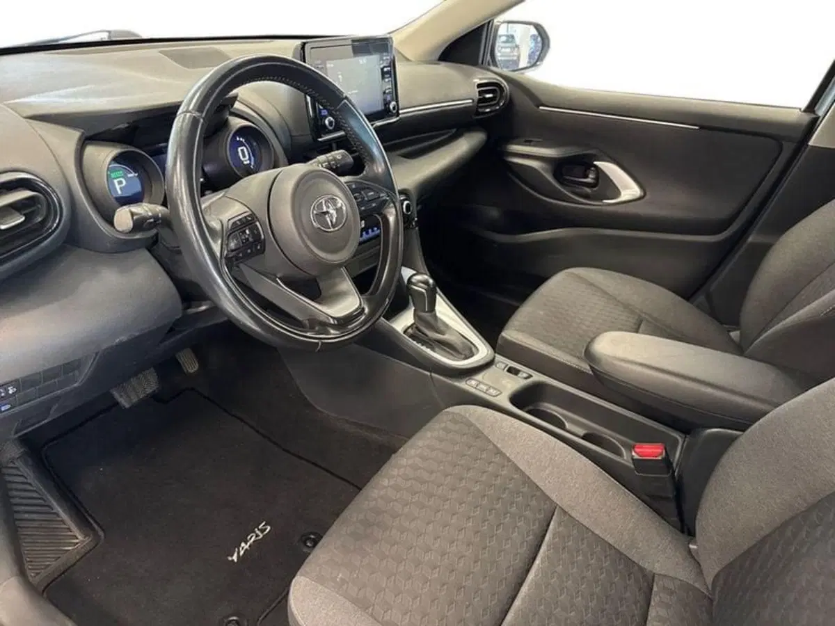 Toyota Yaris usata a Prato (10)