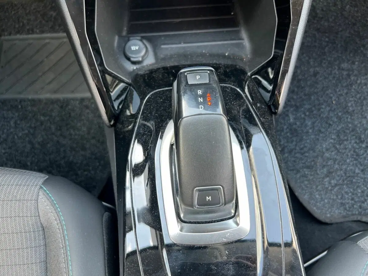 Peugeot 208 usata a Sondrio (18)