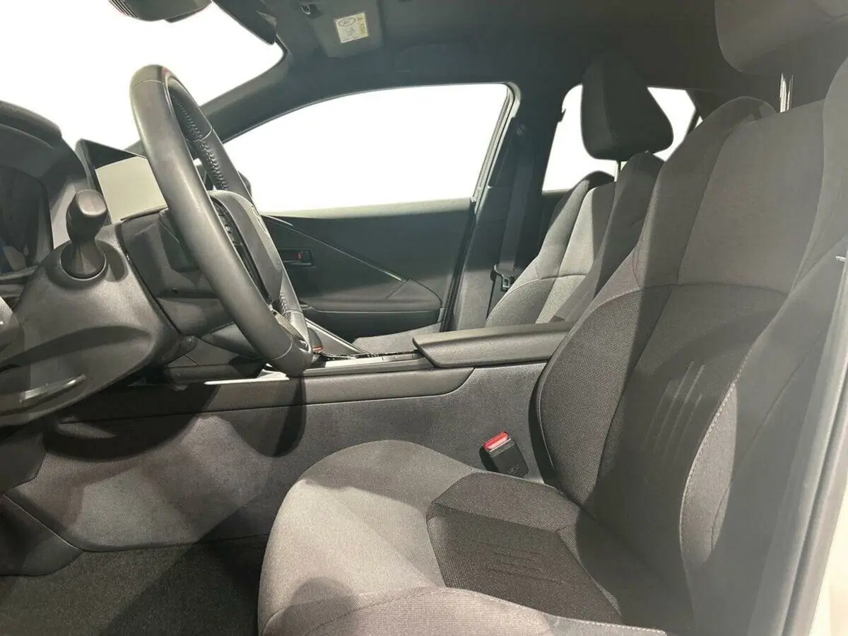 Toyota Toyota C-HR usata a Lecco (15)