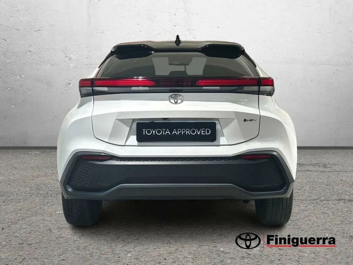 Toyota Toyota C-HR usata a Lecco (3)