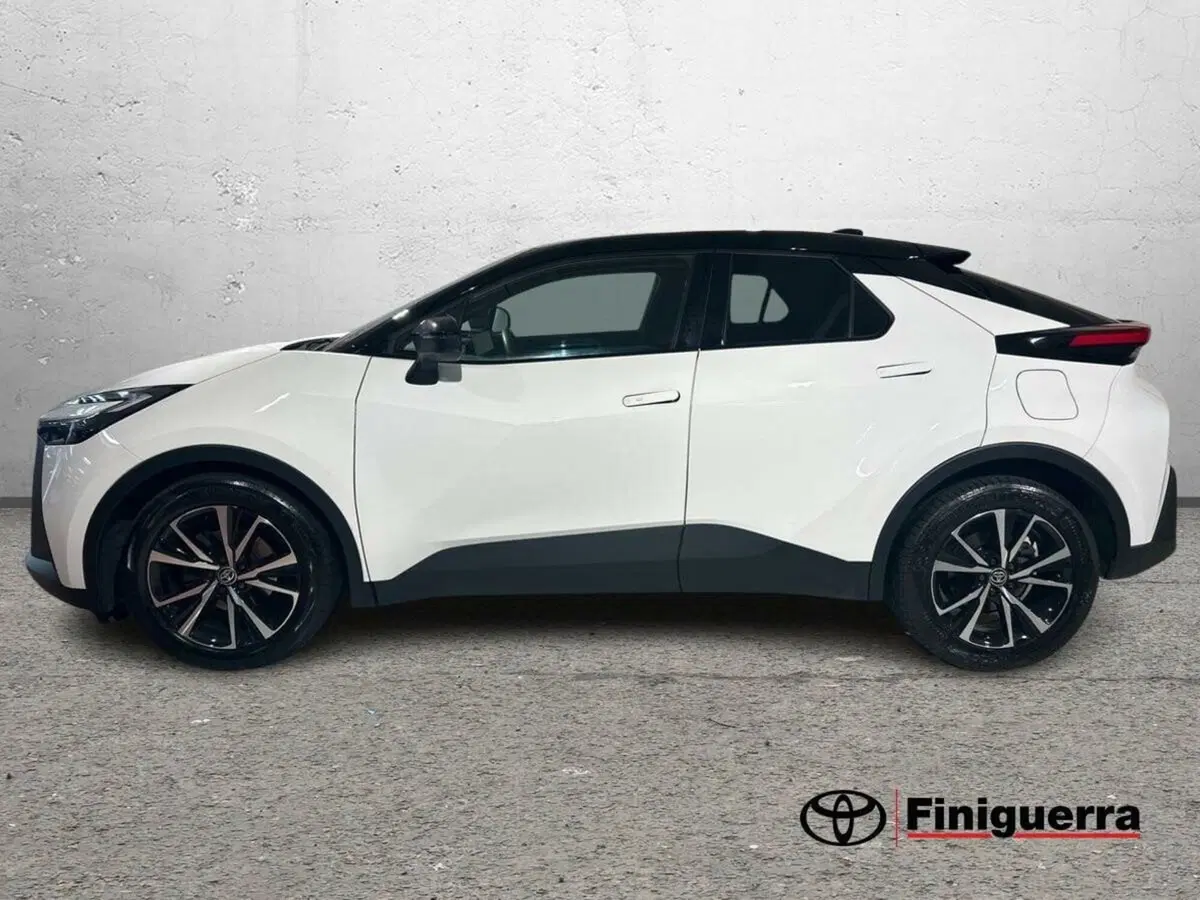 Toyota Toyota C-HR usata a Lecco (6)