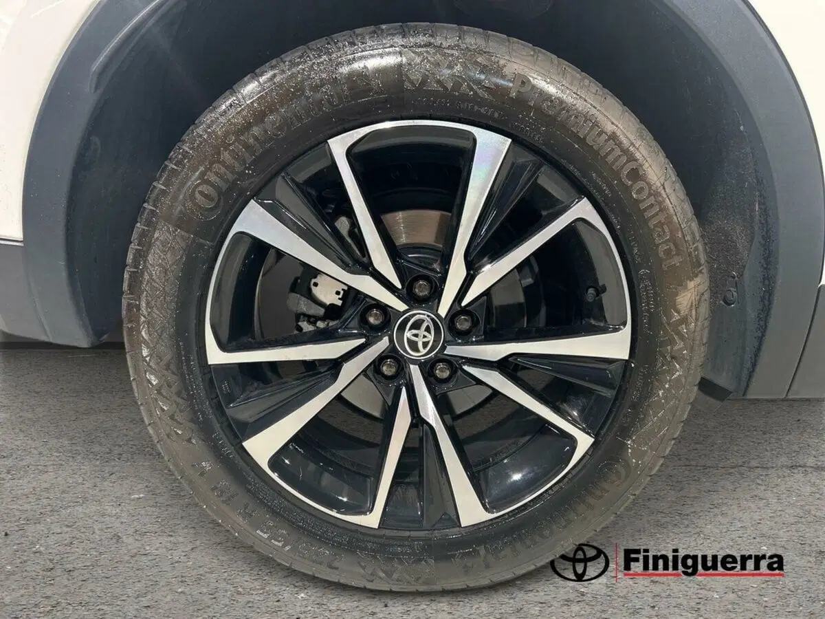 Toyota Toyota C-HR usata a Lecco (7)