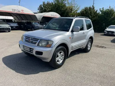 Mitsubishi Pajero 3.2 16V DI-D 3p. GLS del 2001 usata a Piacenza