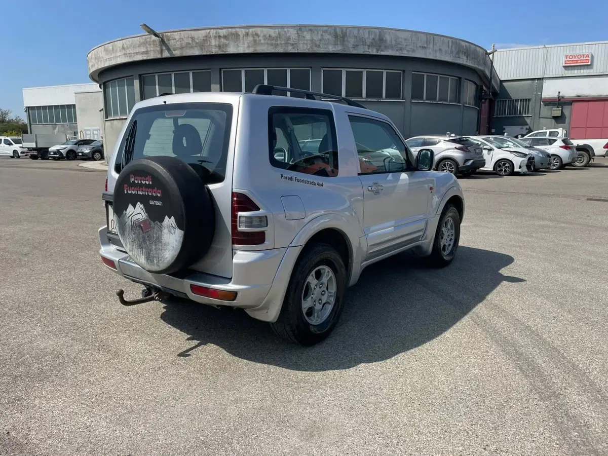 Mitsubishi Pajero usata a Piacenza (5)
