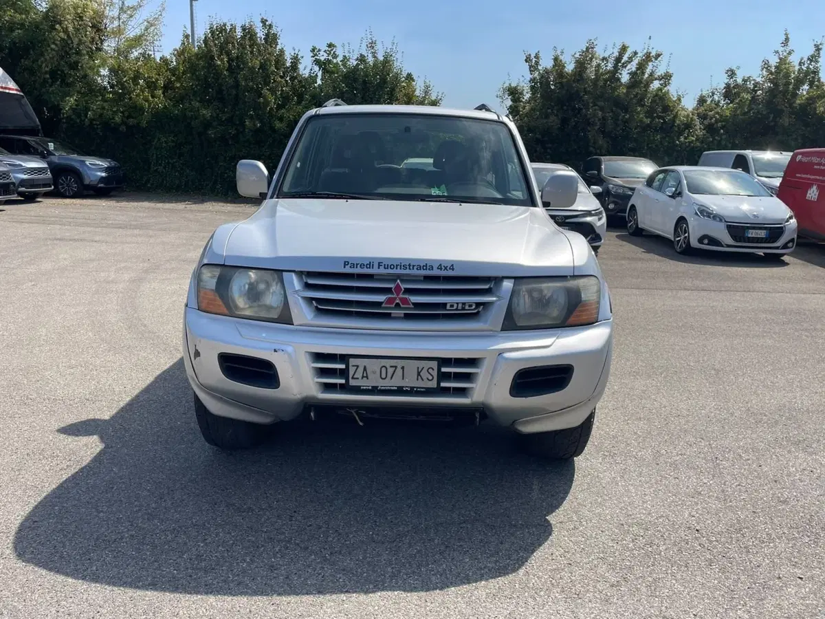 Mitsubishi Pajero usata a Piacenza (8)