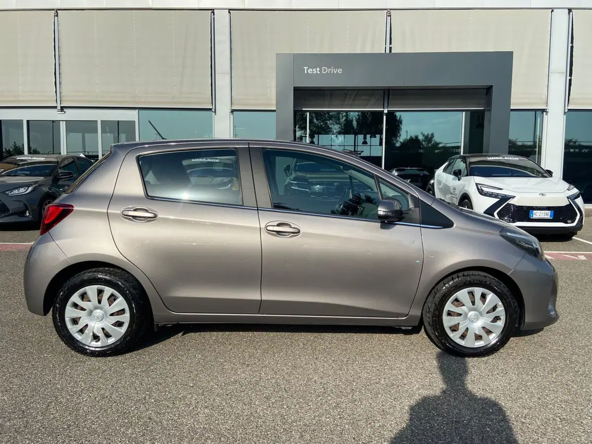 Toyota Yaris usata a Piacenza (8)
