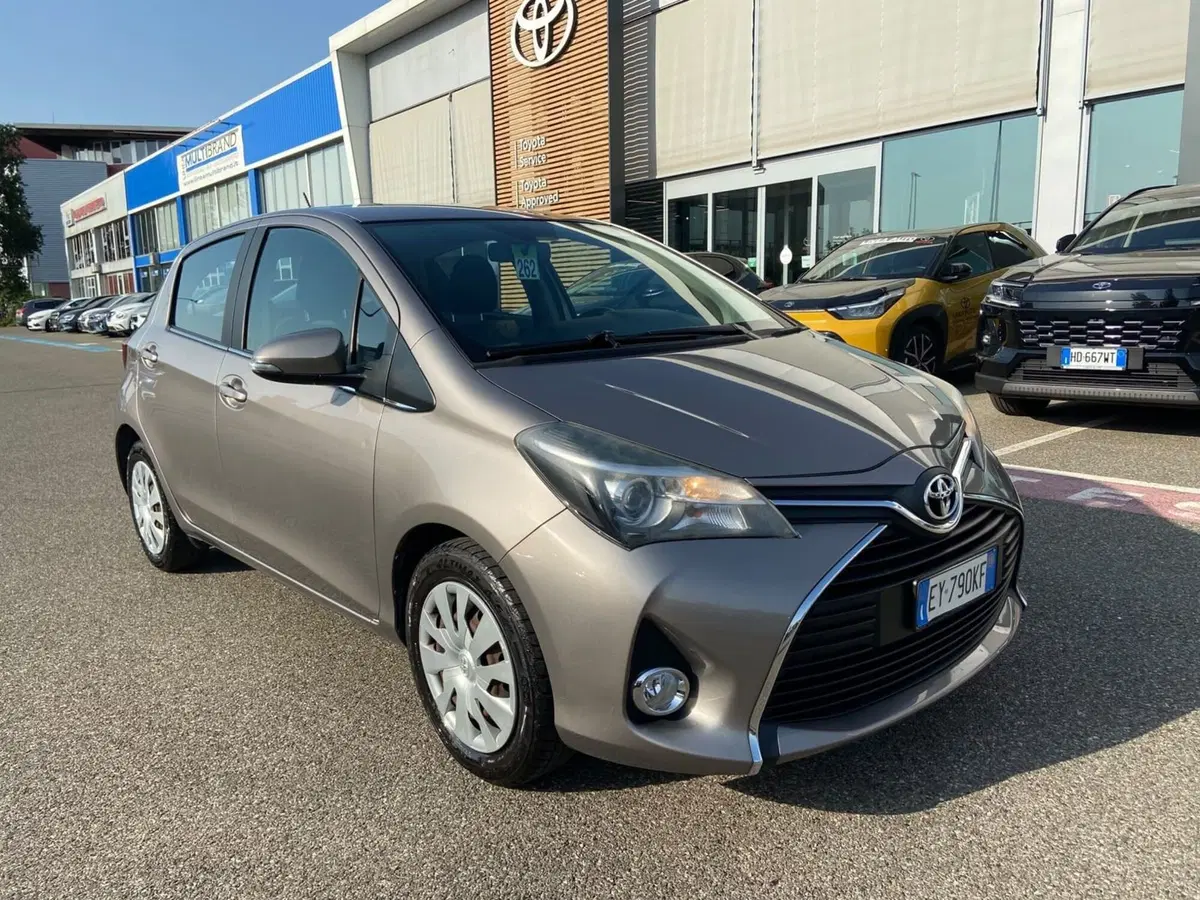 Toyota Yaris usata a Piacenza (9)