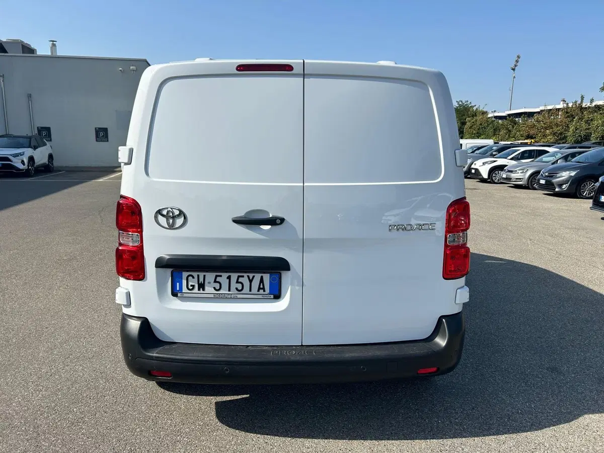 Toyota Proace usata a Piacenza (4)