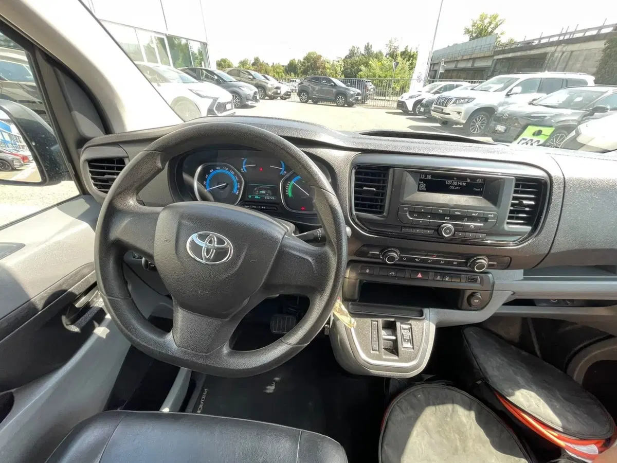 Toyota Proace City Electric usata a Piacenza (14)
