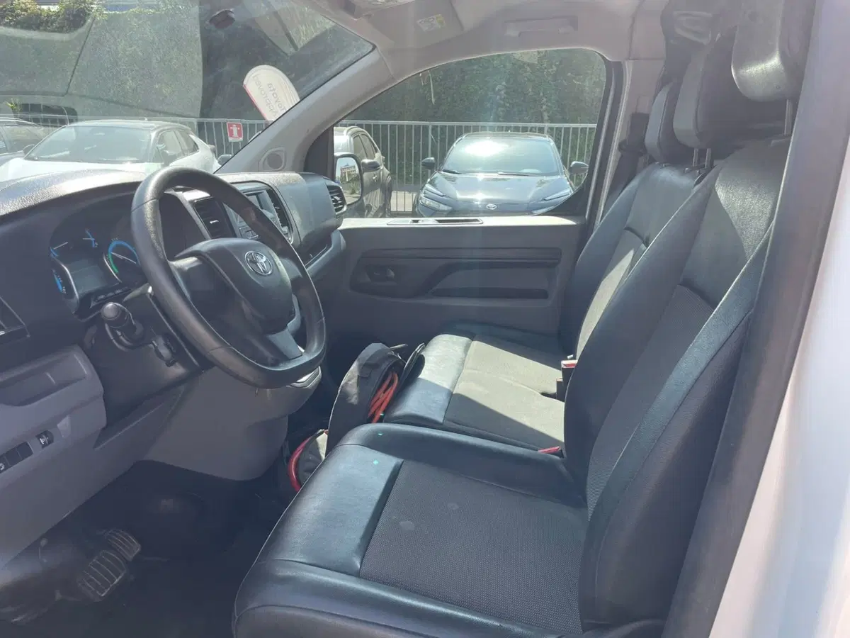 Toyota Proace City Electric usata a Piacenza (15)