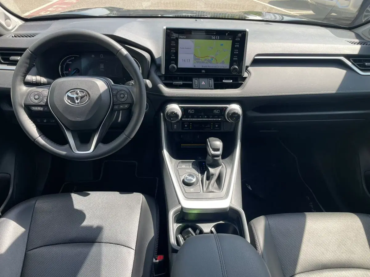 Toyota Rav4 usata a Piacenza (16)