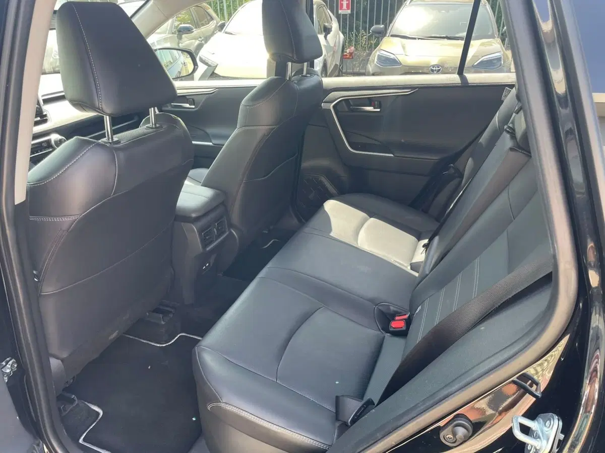 Toyota Rav4 usata a Piacenza (17)