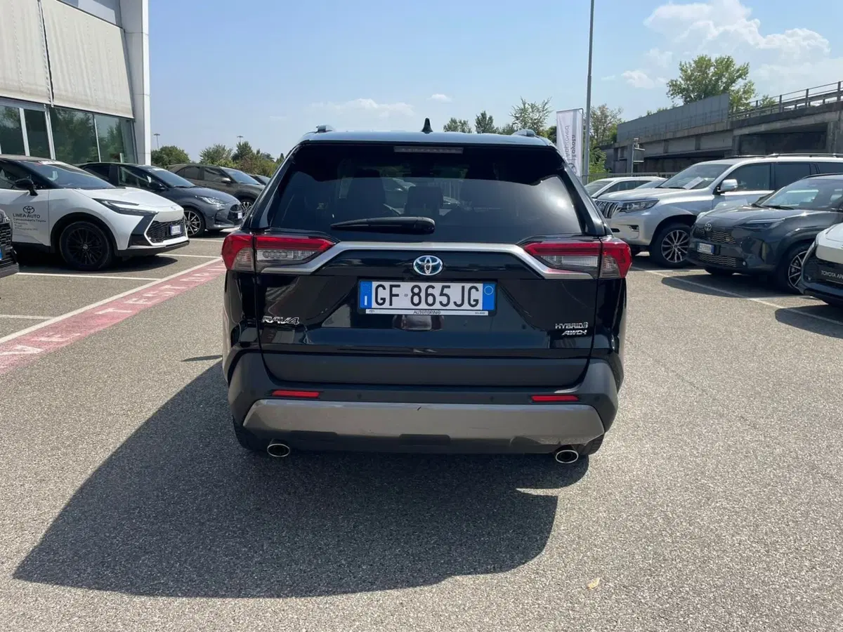 Toyota Rav4 usata a Piacenza (7)