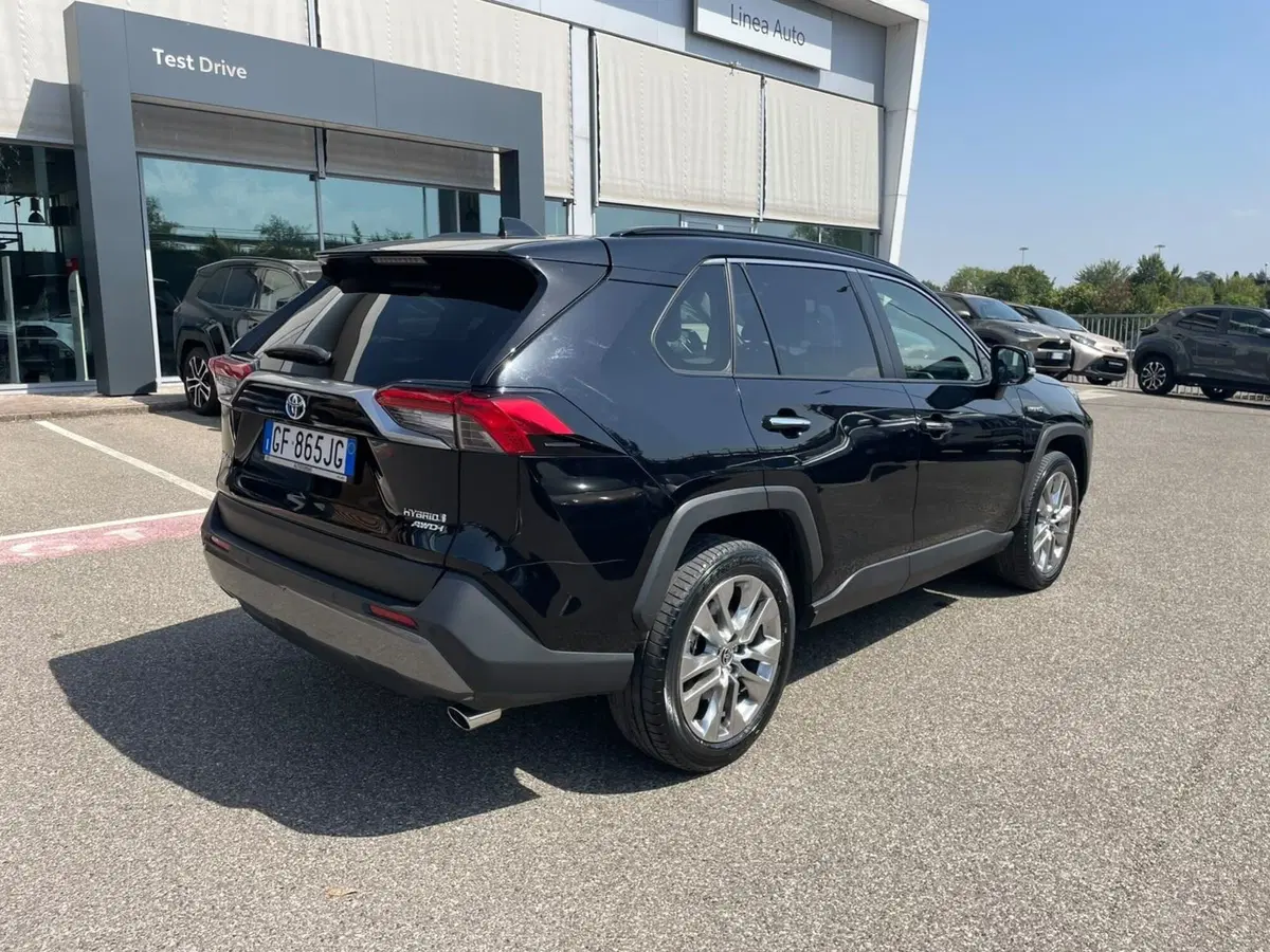 Toyota Rav4 usata a Piacenza (8)
