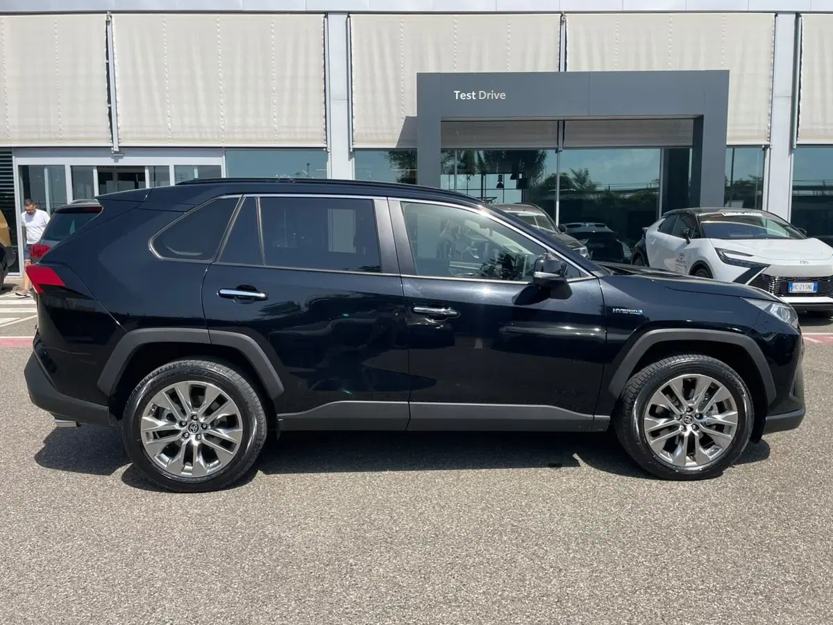 Toyota Rav4 usata a Piacenza (9)