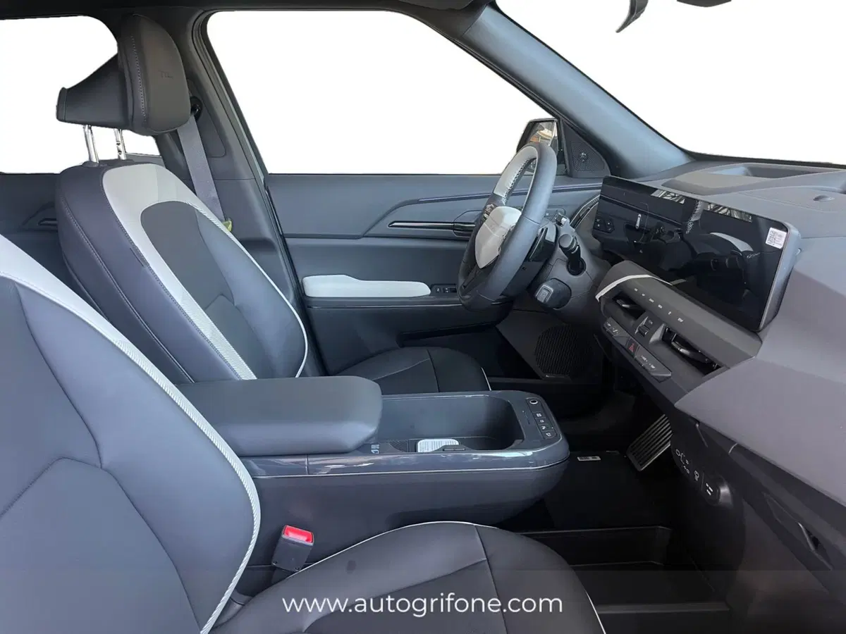 Kia EV5 nuova a Modena (13)