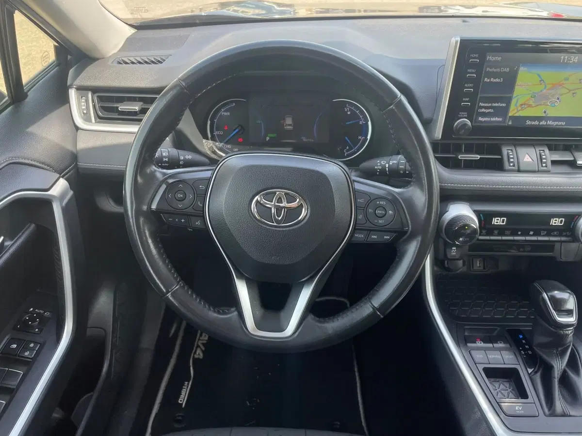 Toyota Rav4 usata a Piacenza (15)