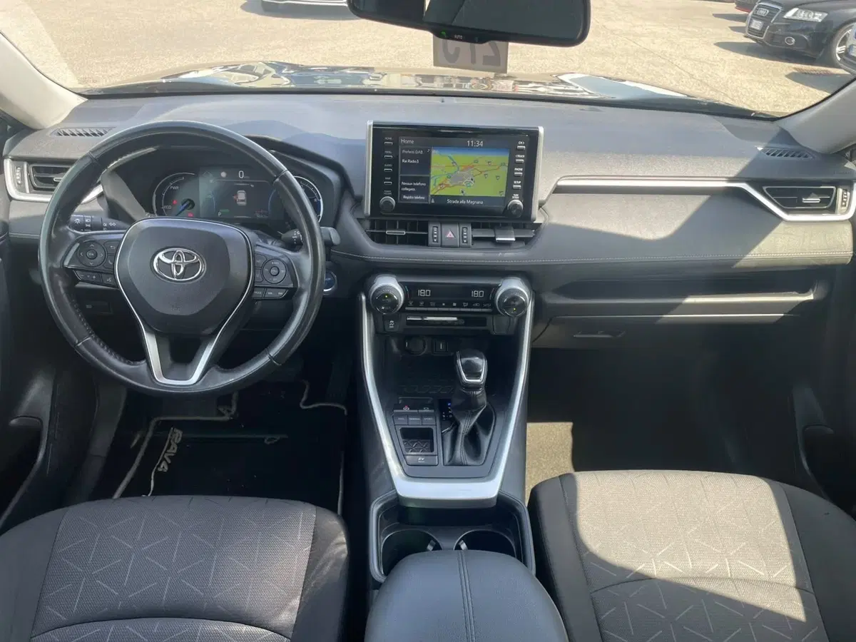 Toyota Rav4 usata a Piacenza (16)