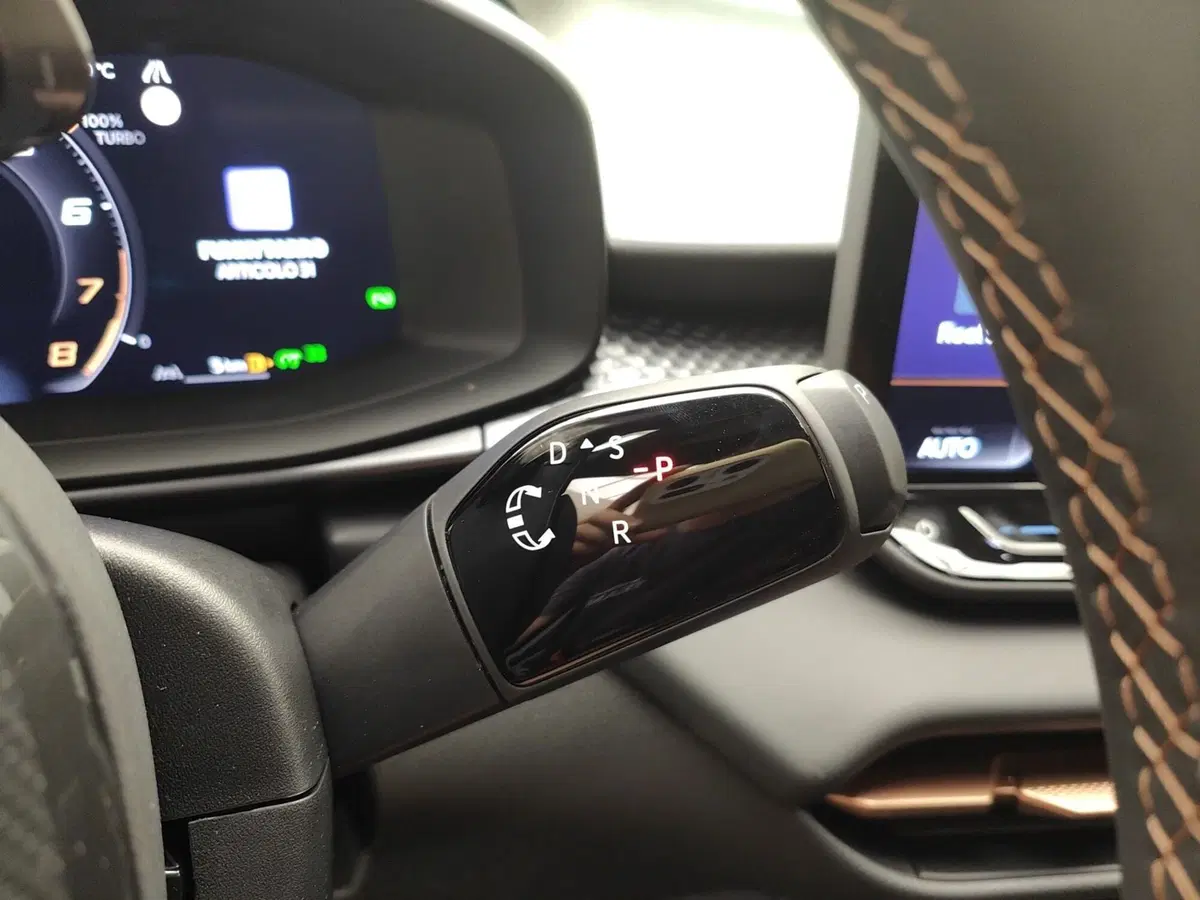 Cupra Terramar nuova a Como (19)
