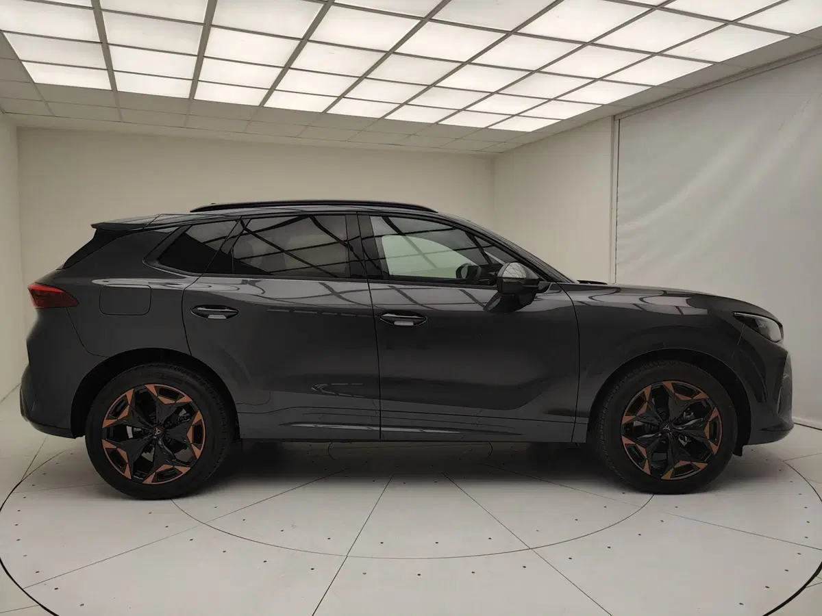 Cupra Terramar nuova a Como (20)