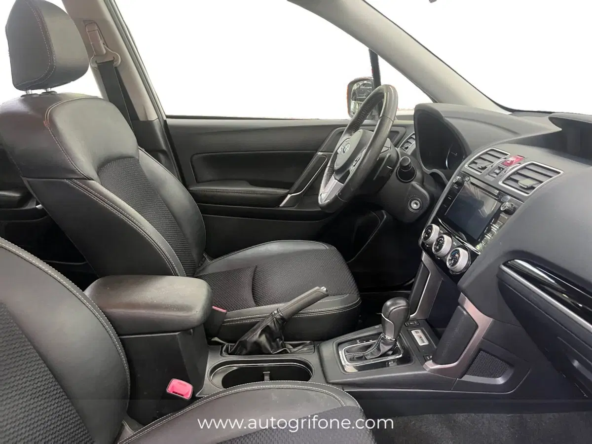 Subaru Forester usata a Modena (10)