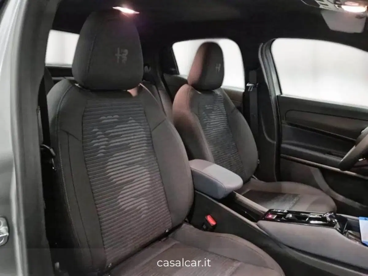 Alfa Romeo Junior nuova a Salerno (10)