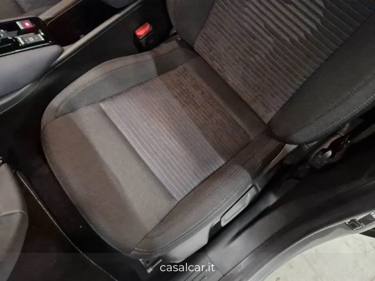 Alfa Romeo Junior nuova a Salerno (11)
