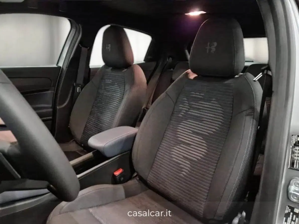 Alfa Romeo Junior nuova a Salerno (9)