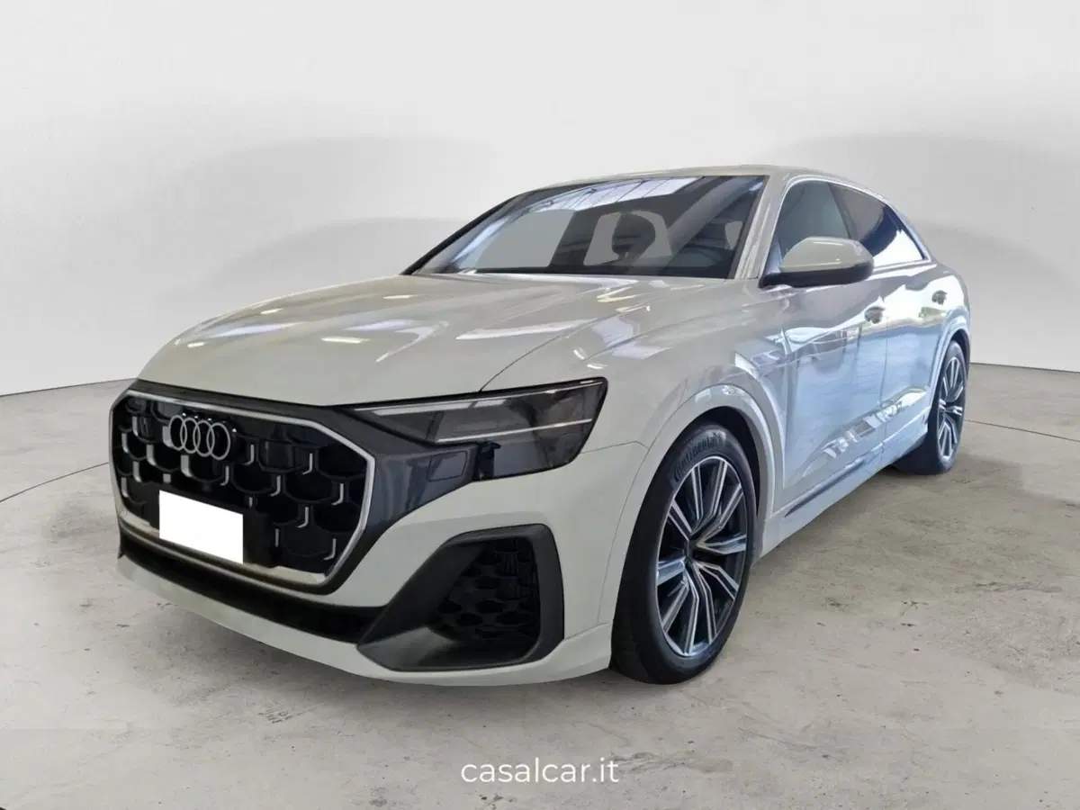 Audi Q8 nuova a Salerno