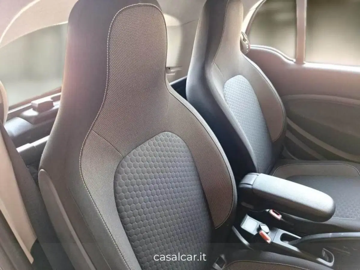smart Fortwo usata a Salerno (10)