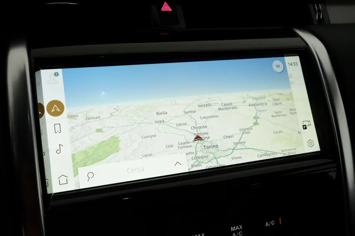 Land Rover Discovery Sport usata a Torino (11)