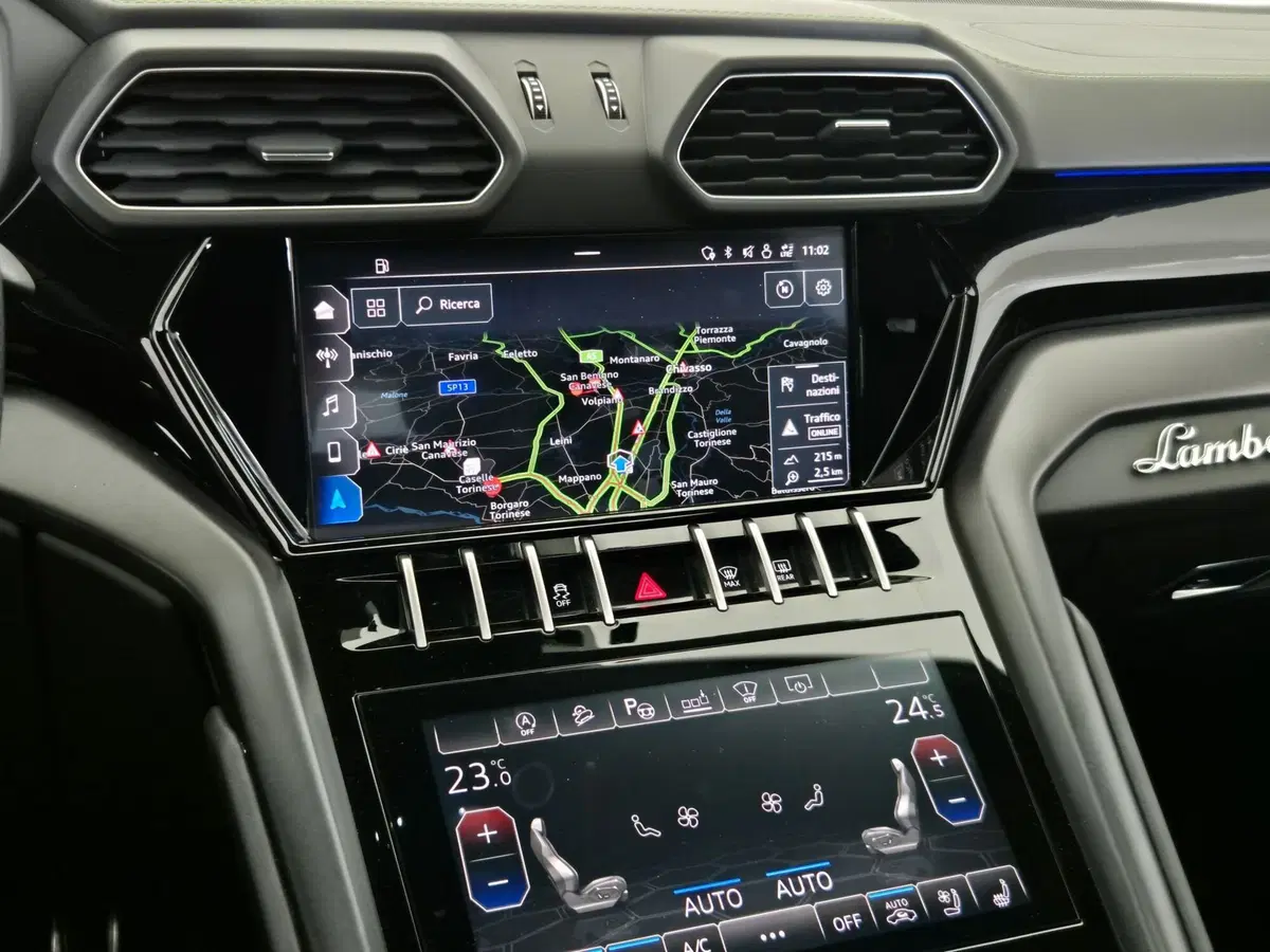 Lamborghini Urus usata a Torino (11)