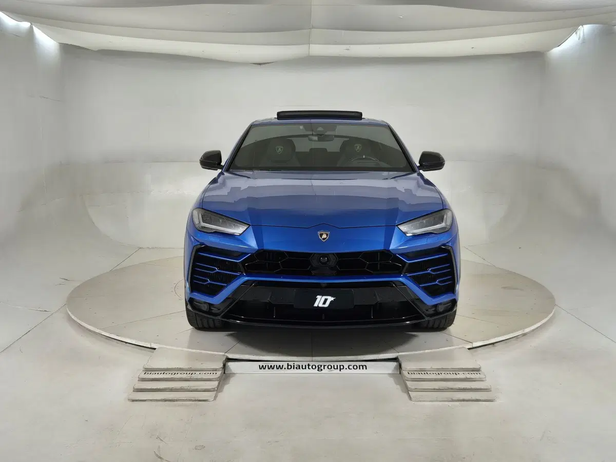 Lamborghini Urus usata a Torino (2)
