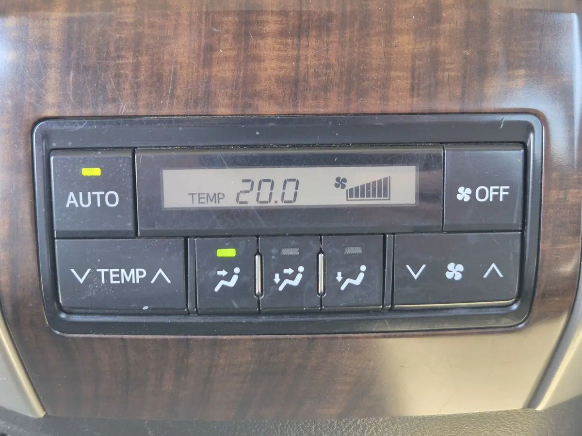 Toyota Land Cruiser usata  (19)