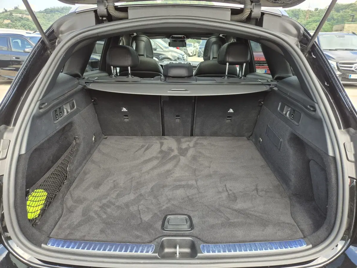Mercedes-Benz GLC SUV usata  (12)