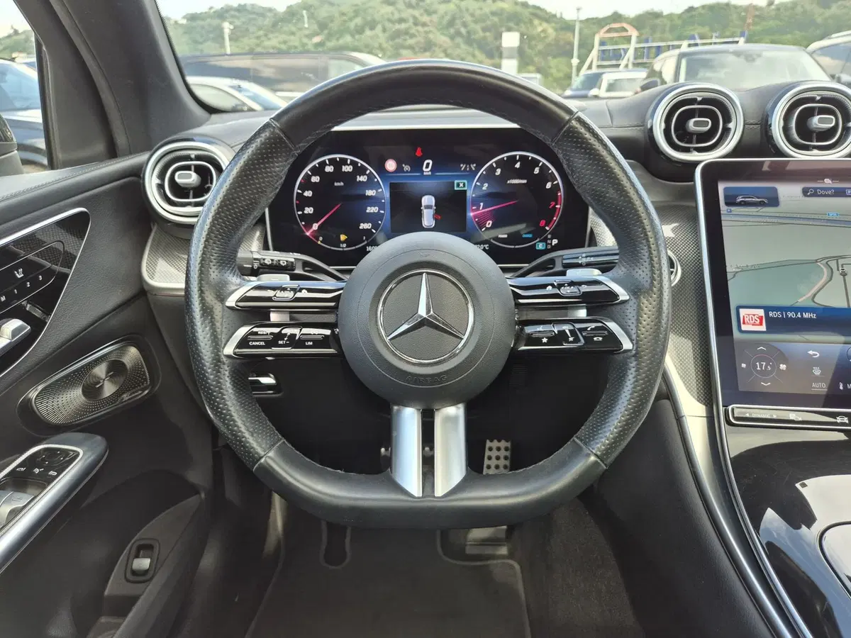 Mercedes-Benz GLC SUV usata  (18)