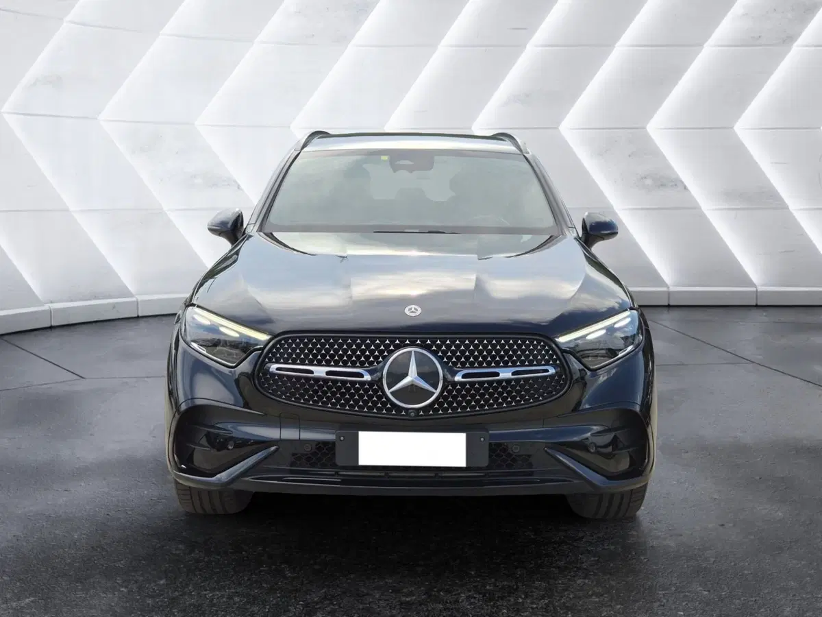 Mercedes-Benz GLC SUV usata  (2)