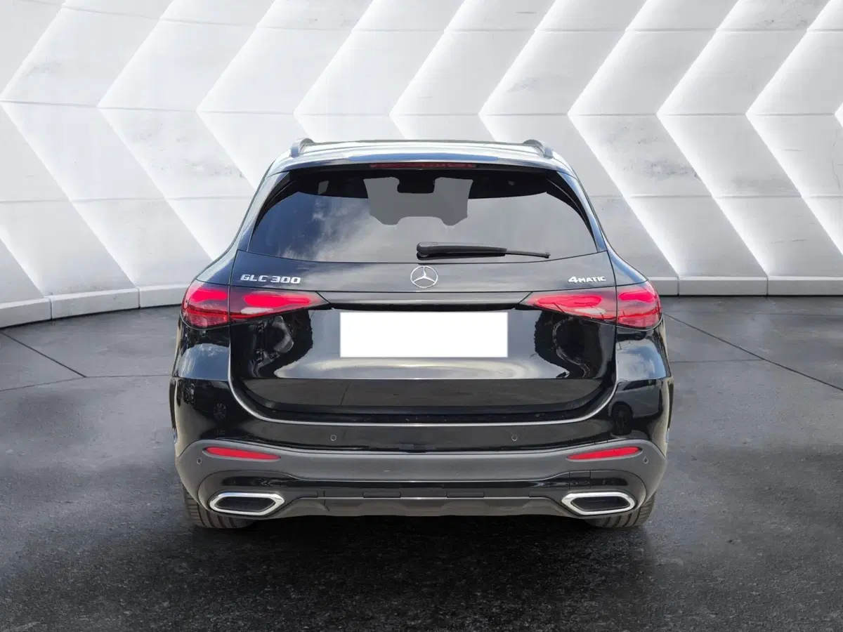 Mercedes-Benz GLC SUV usata  (3)