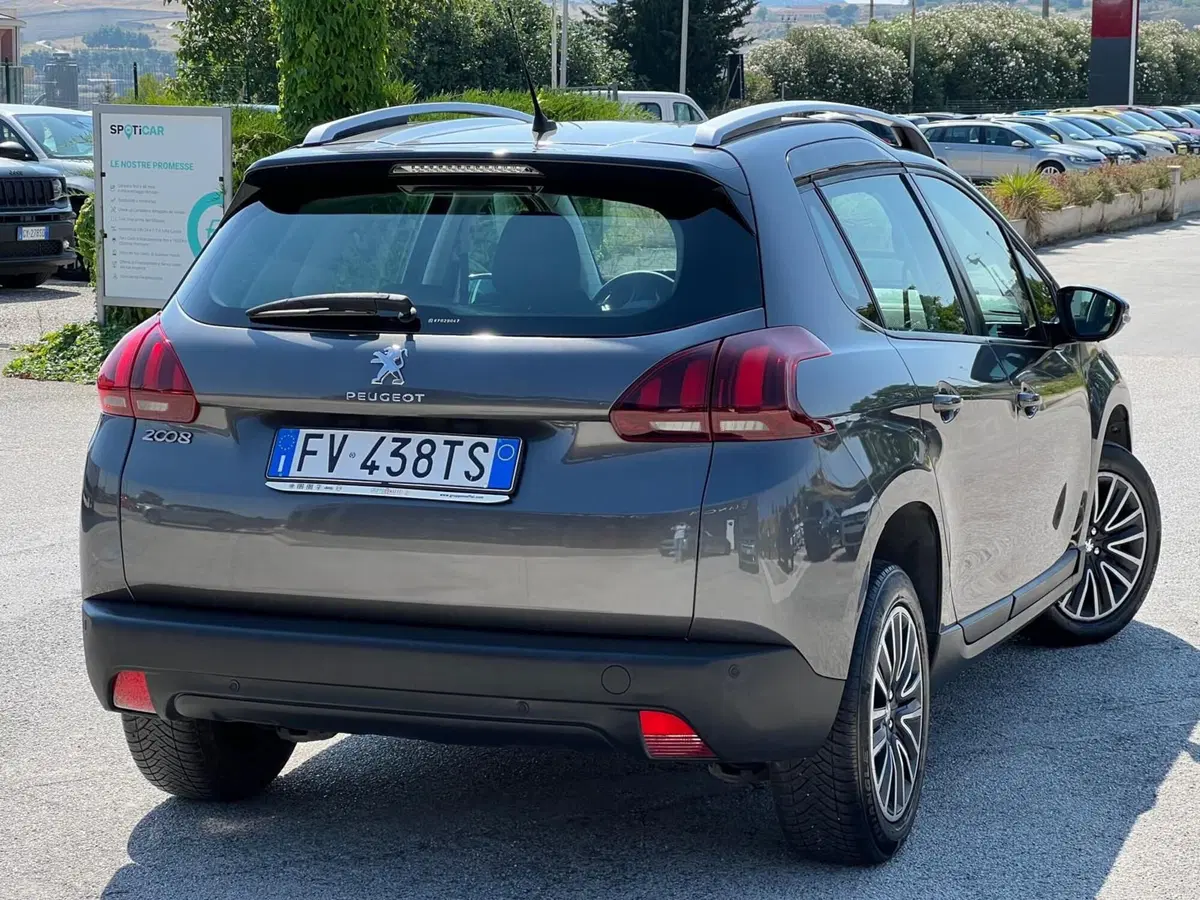 Peugeot 2008 usata a Matera (10)