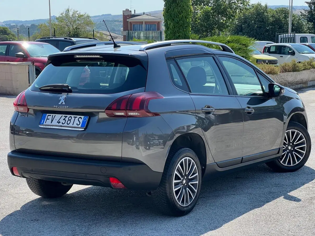Peugeot 2008 usata a Matera (9)