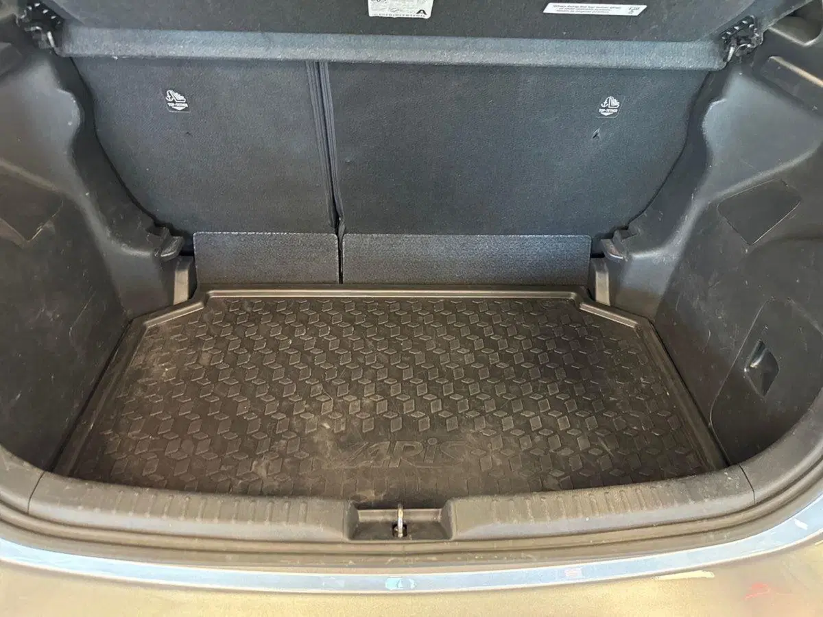 Toyota Yaris usata a Prato (12)