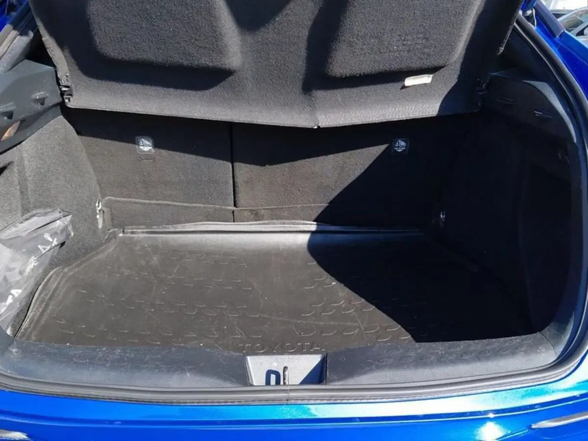Toyota Toyota C-HR usata a Cagliari (5)