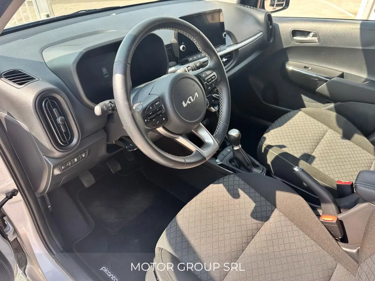 Kia Picanto usata a Napoli (11)