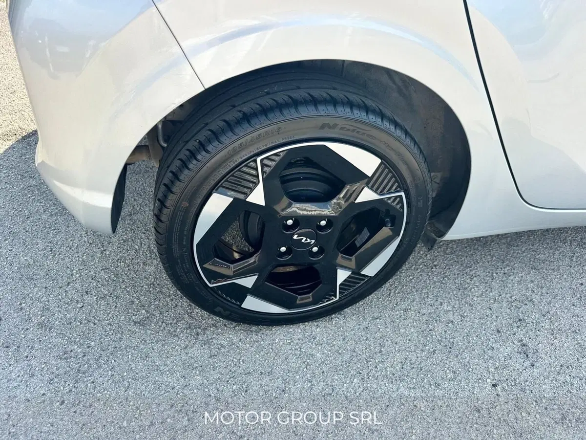 Kia Picanto usata a Napoli (13)
