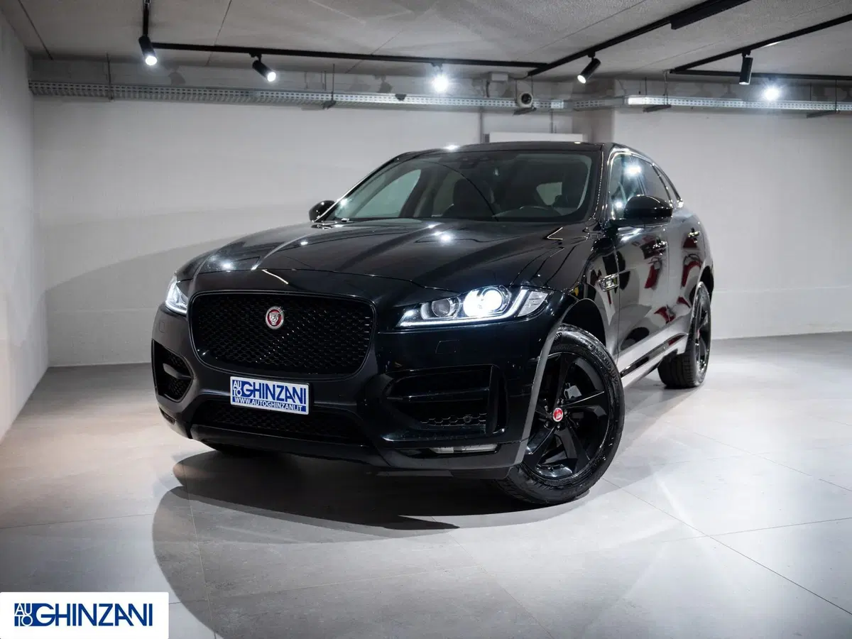 Jaguar F-Pace usata a Bergamo (2)